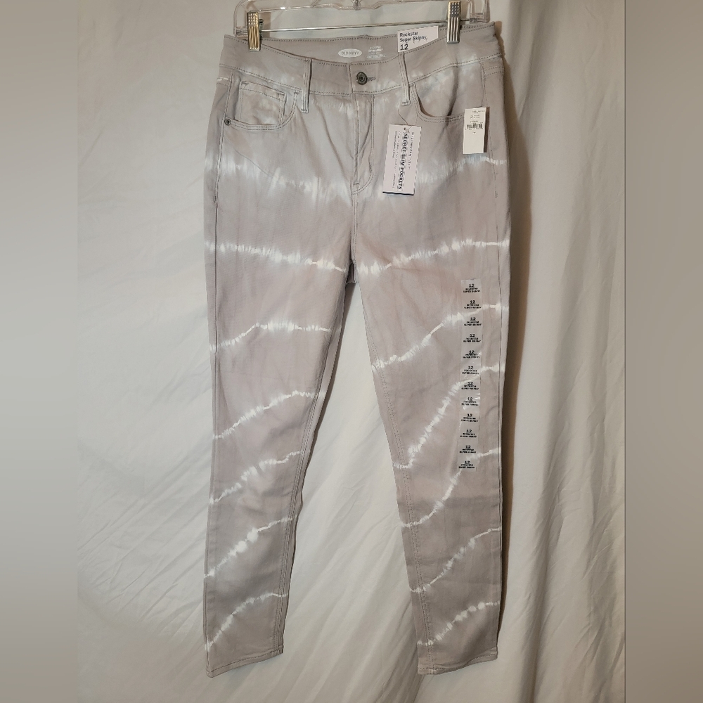 NWT Old Navy Rockstar Super Skinny Jeans Secret Slim High Rise Pockets Size 12